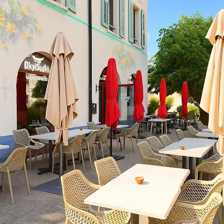De Geneve Et Restaurant , Faverges-seythenex 2*