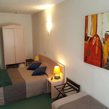 De Geneve Et Restaurant , Faverges-seythenex 2*