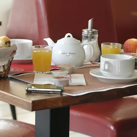 De Geneve Et Restaurant , Faverges-seythenex
